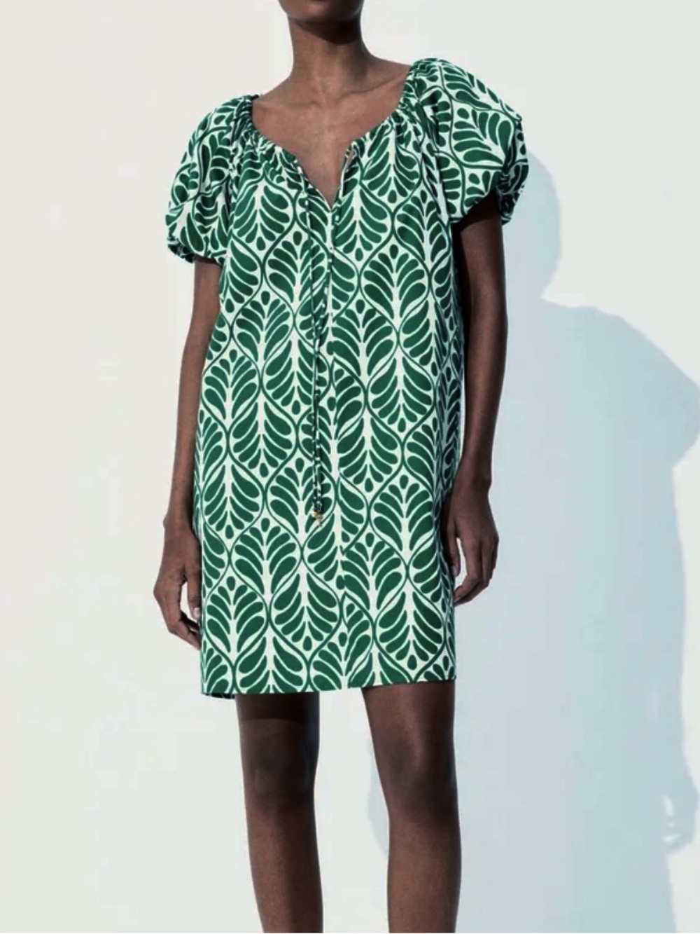 H&M Green Leaf Mini Dress With Drawstring 
Size Small  New!